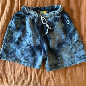 Big bud press tie dye sweat shorts ! Never really wore- have washed